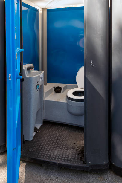 Best Construction site porta potty rental  in Clyde, OH