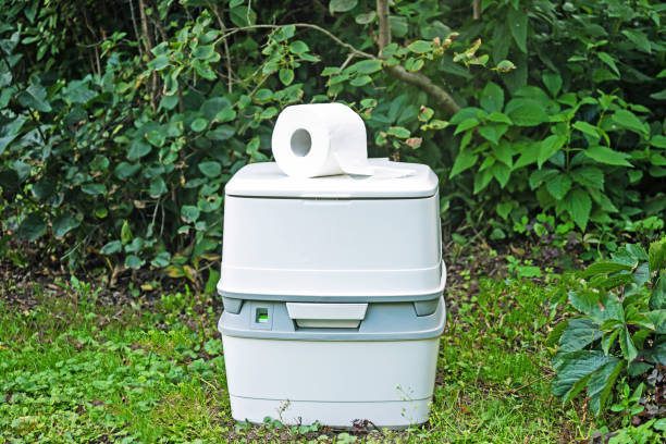 Best Portable toilet rental cost  in Clyde, OH