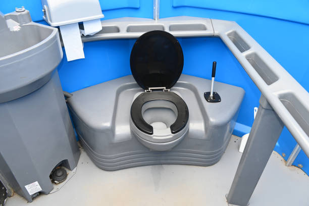 Portable Toilet Options We Offer in Clyde, OH