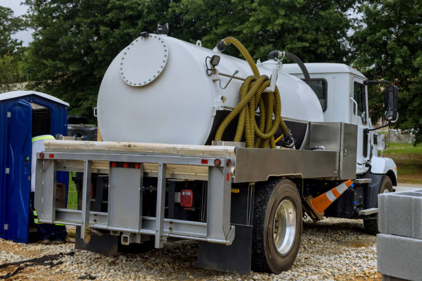 Best Porta potty delivery and setup  in Clyde, OH